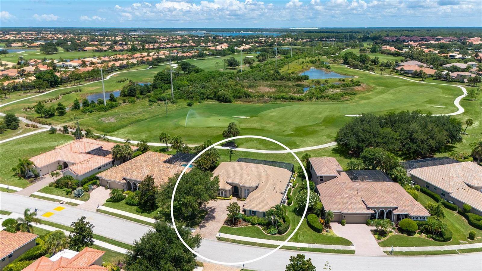 225 PESARO DR, North Venice, FL 34275