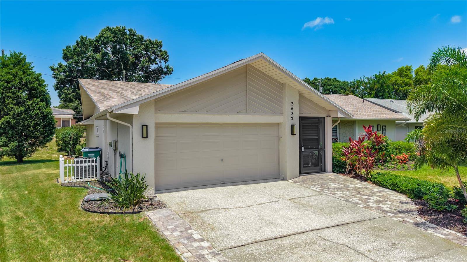2632 CAMILLE DR, Palm Harbor, FL 34684