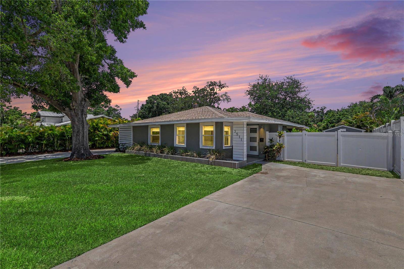 3511 W AZEELE ST, Tampa, FL 33609