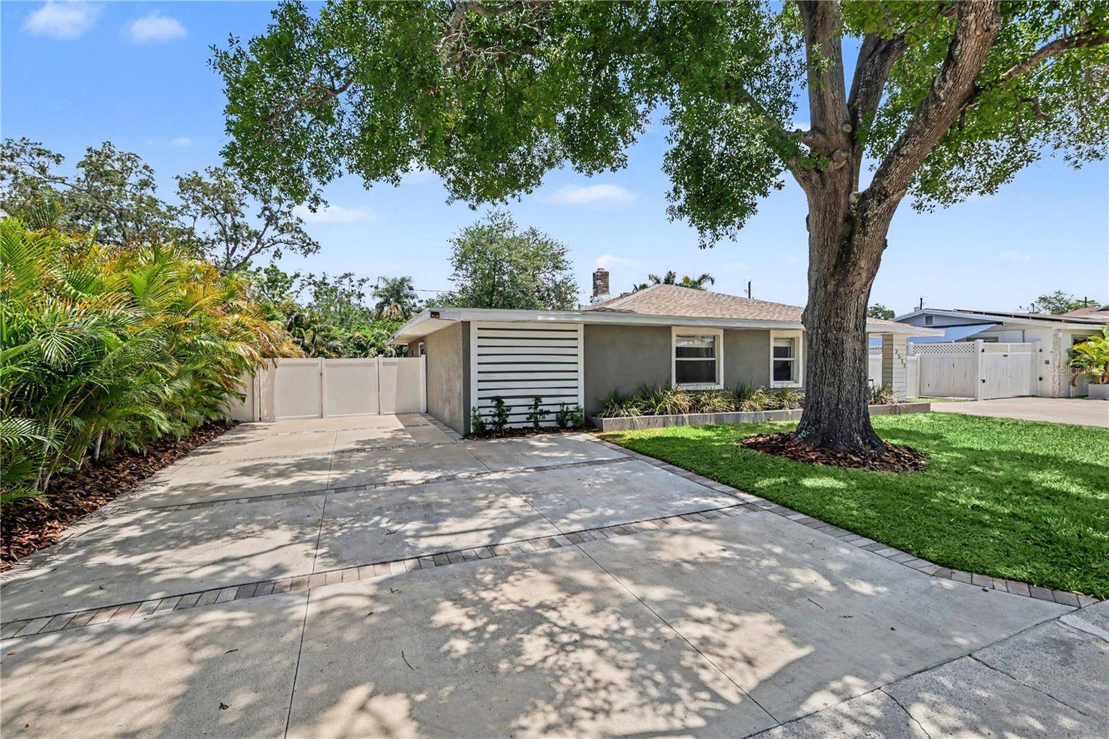 3511 W AZEELE ST, Tampa, FL 33609