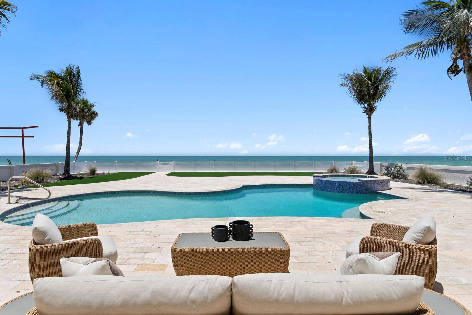 15912 GULF BLVD, Redington Beach, FL 33708