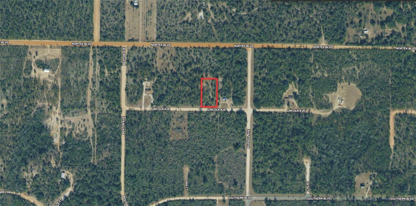 LINCOLN AVE, Alford, FL 32420