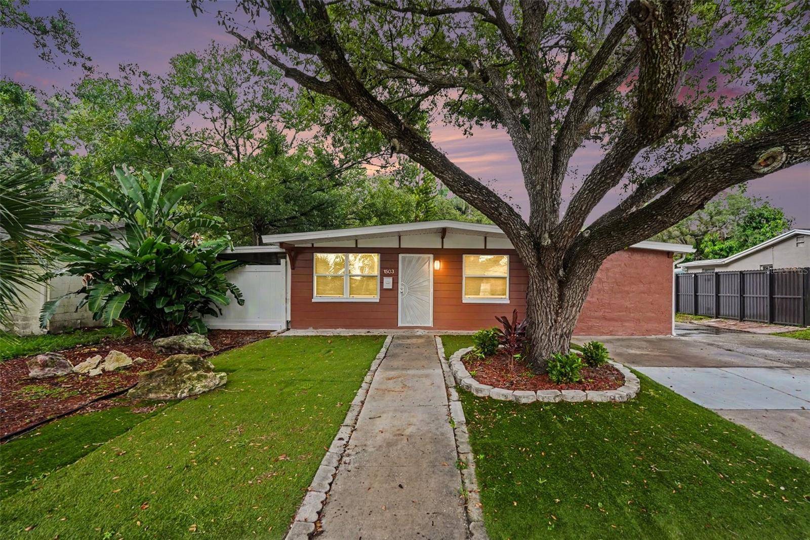 1503 W LINEBAUGH AVE, Tampa, FL 33612