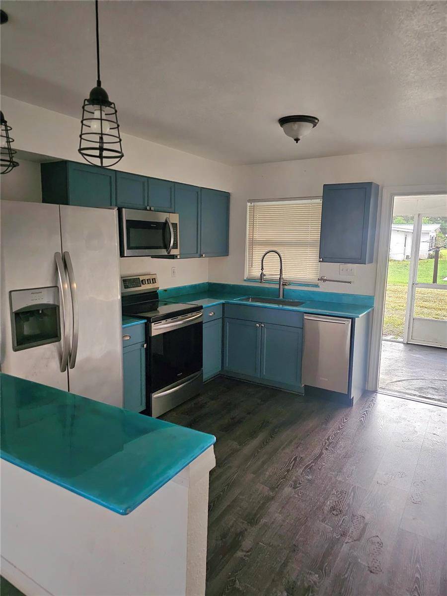 1167 MEMORIAL DR, Avon Park, FL 33825