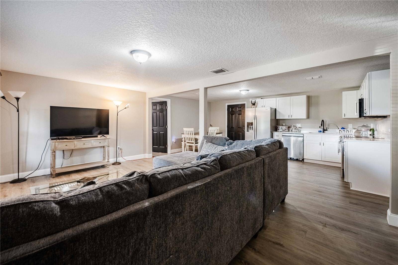 801 N CLERMONT AVE, Fort Meade, FL 33841