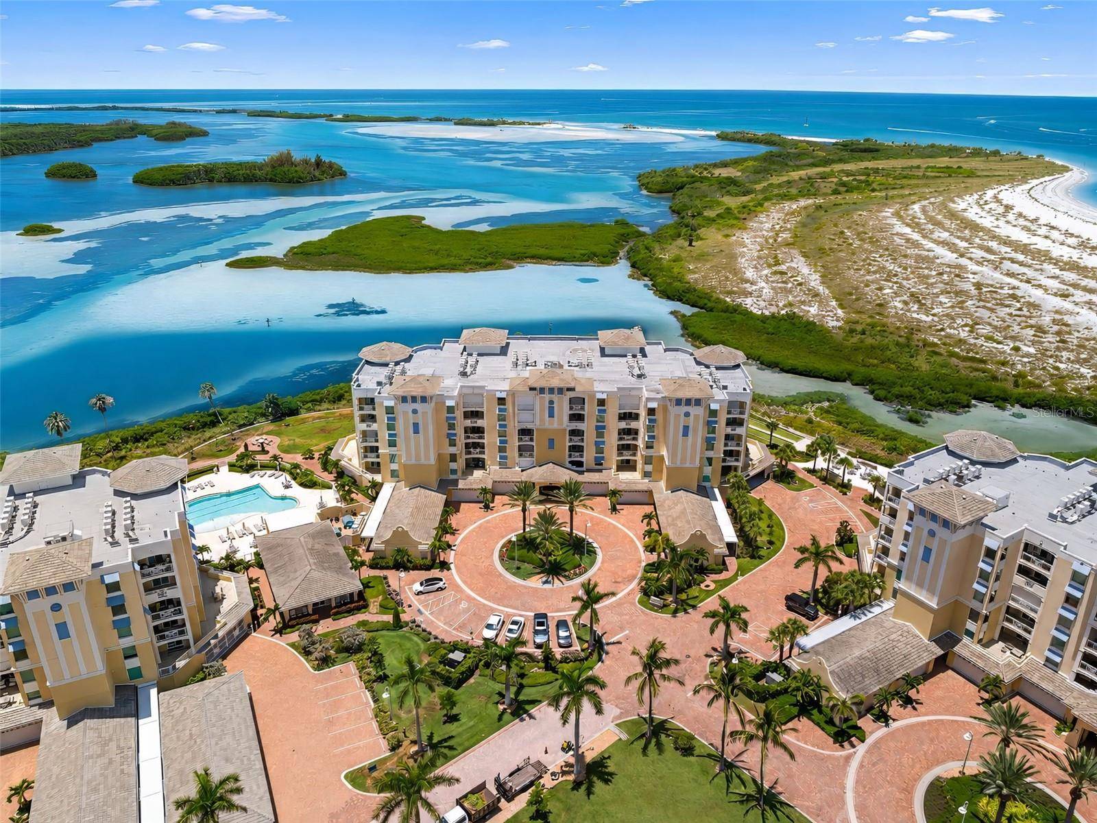 795 COLLANY RD #204, Tierra Verde, FL 33715