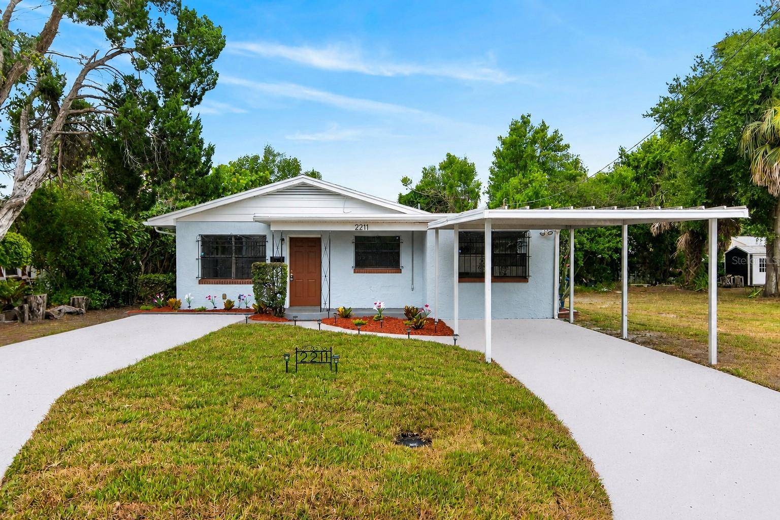 2211 MALLORY AVE, Tampa, FL 33605