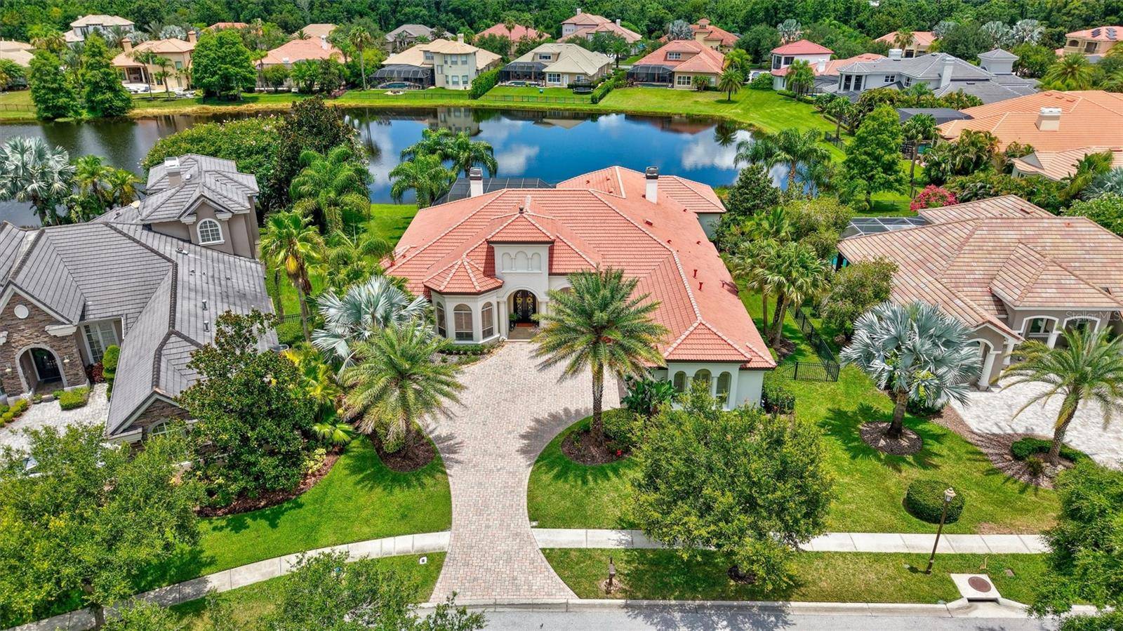 14742 WATERCHASE BLVD, Tampa, FL 33626