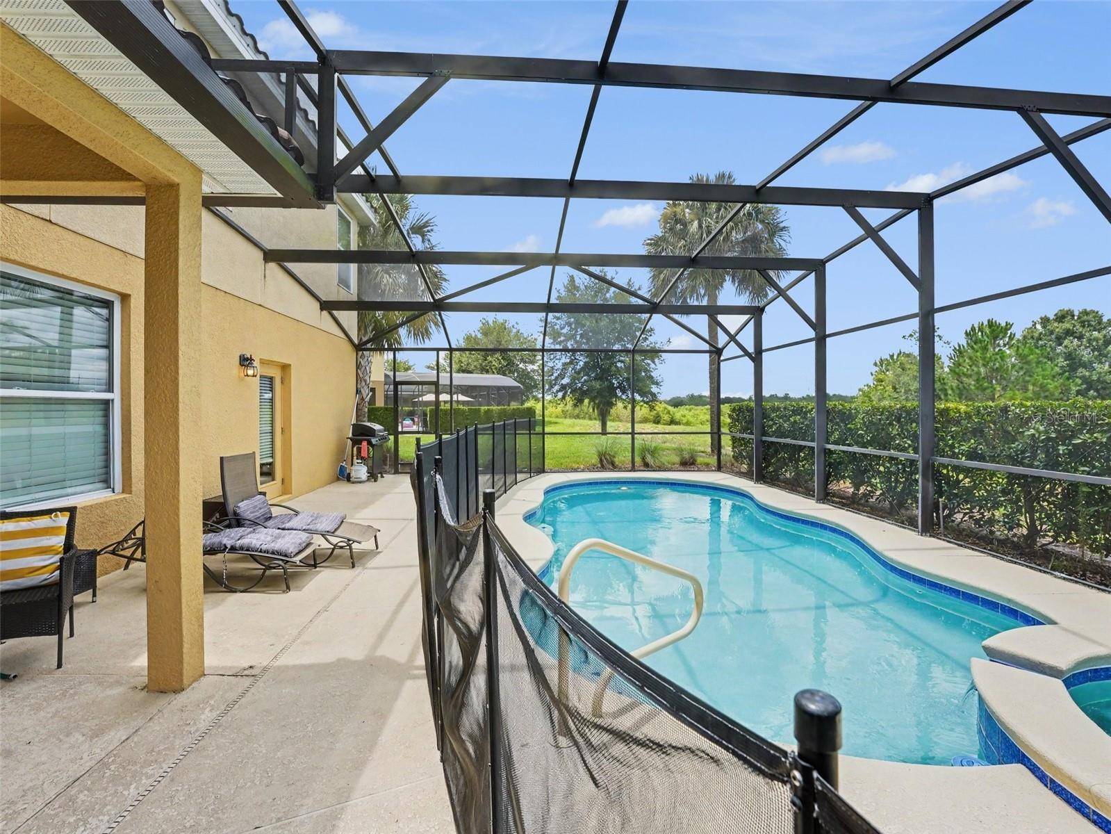4127 OAK TREE DR, Davenport, FL 33837