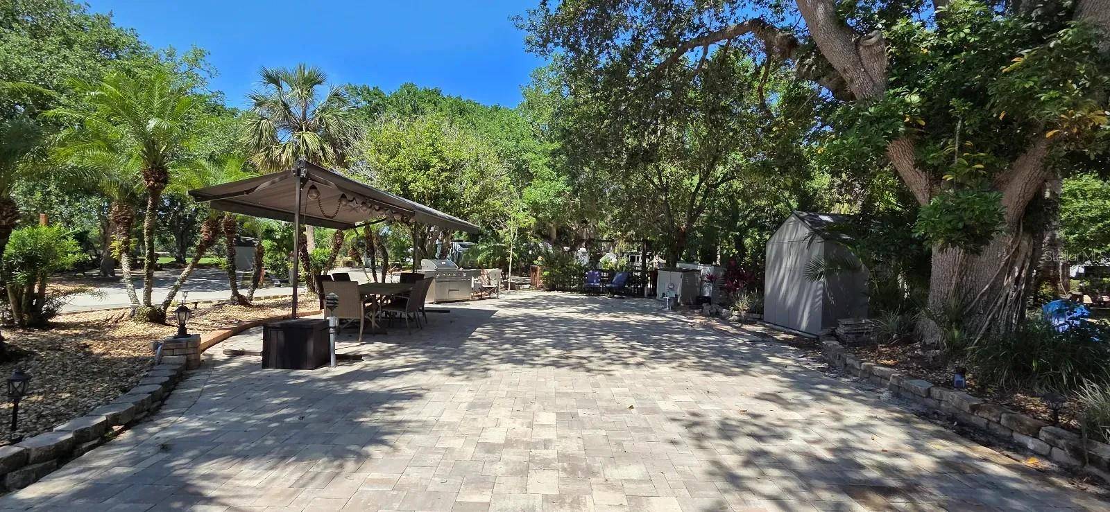 185 APPALOOSA TRL, River Ranch, FL 33867