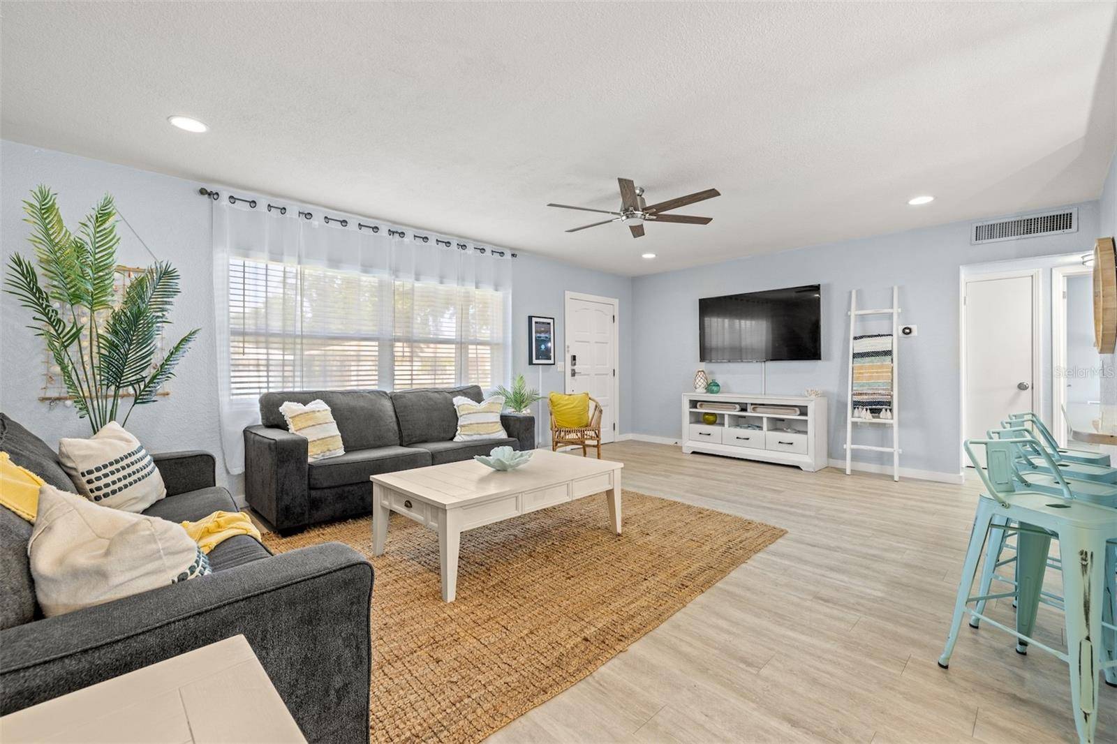 1405 TEMPLE ST, Clearwater, FL 33756