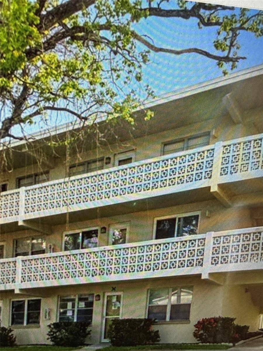 8100 DR MARTIN LUTHER KING JR ST N #208, St Petersburg, FL 33702