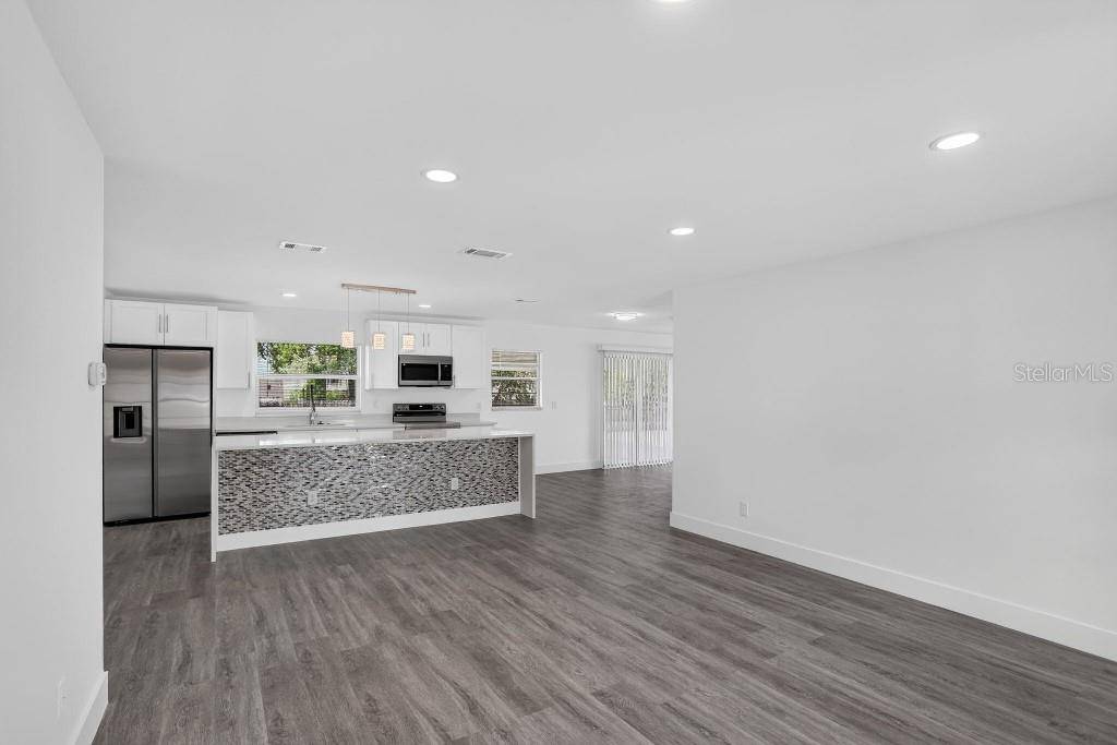 1013 SULLIVAN ST, Deltona, FL 32725
