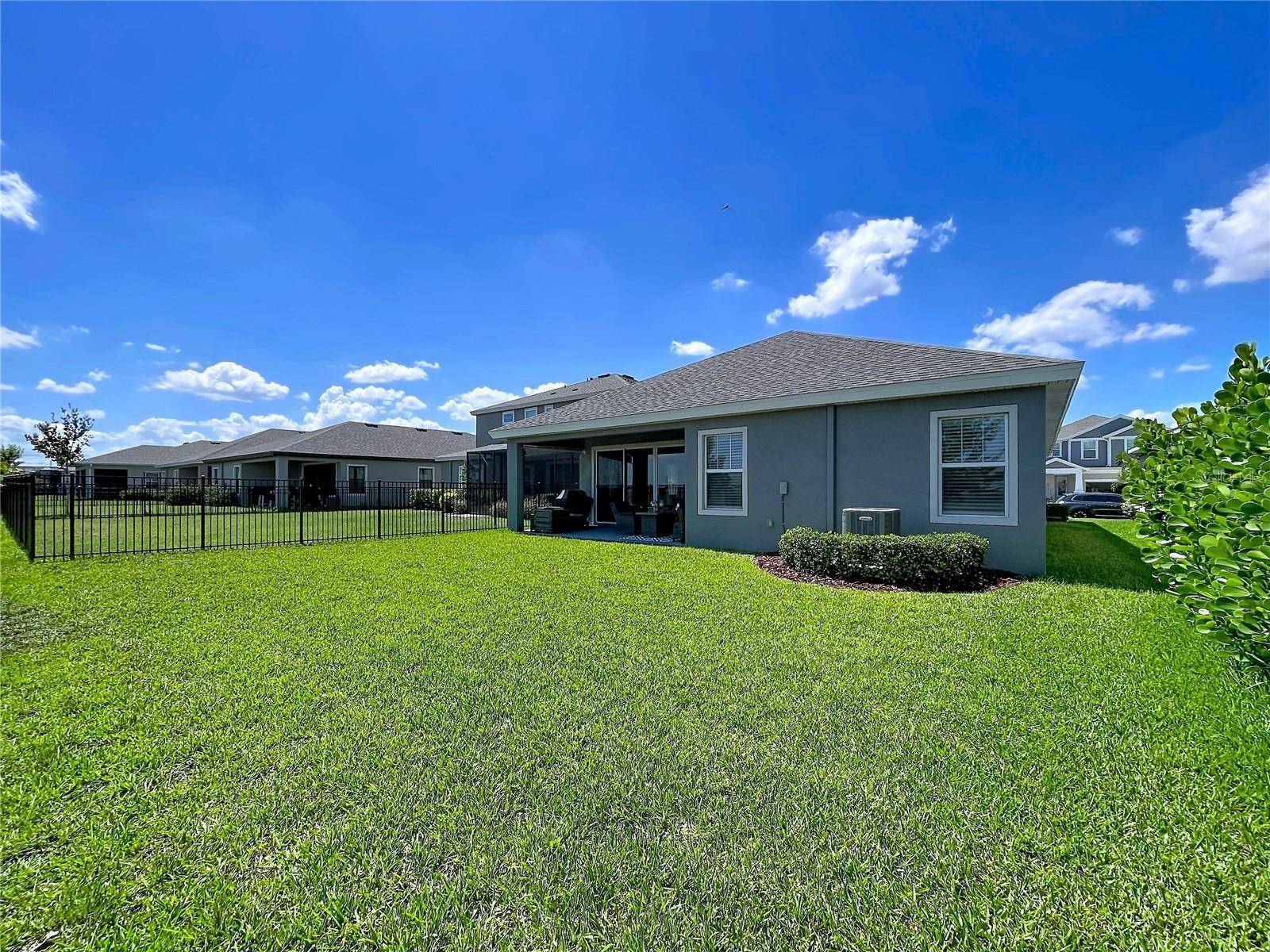 6290 ROADSTEAD CT, Apollo Beach, FL 33572