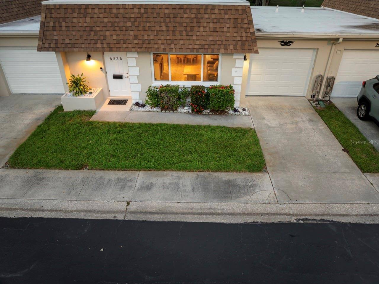8235 BURGUNDY DR N #3, Pinellas Park, FL 33781