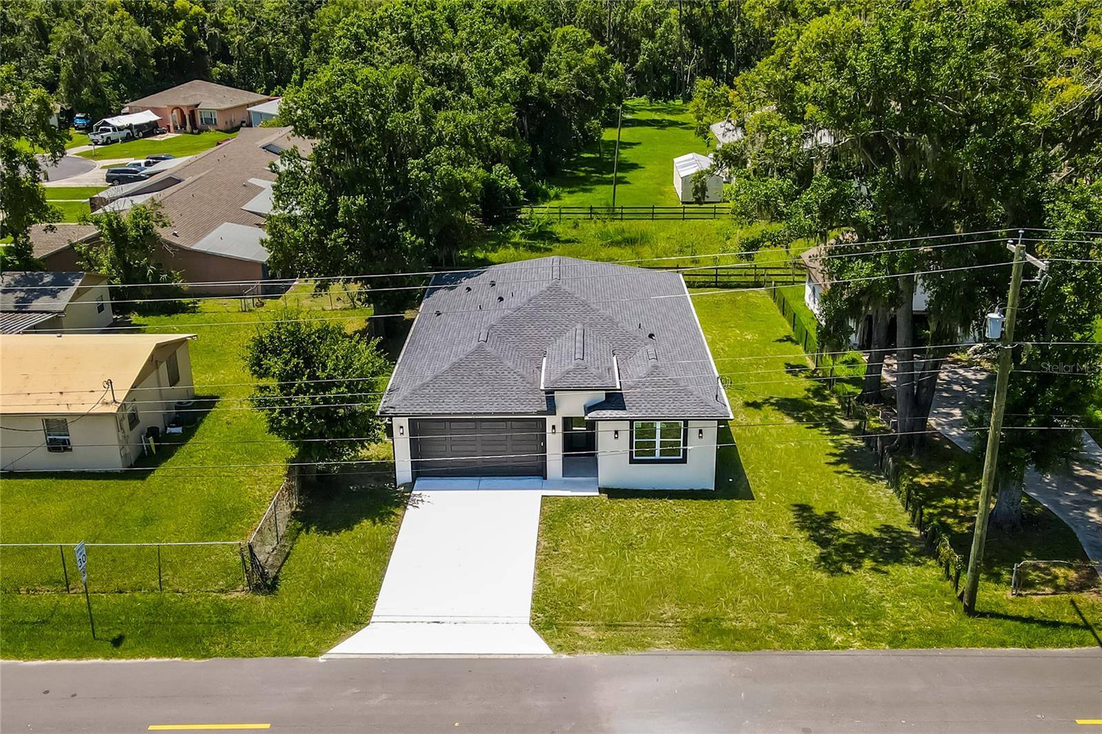 2203 W LOWRY AVE, Plant City, FL 33563