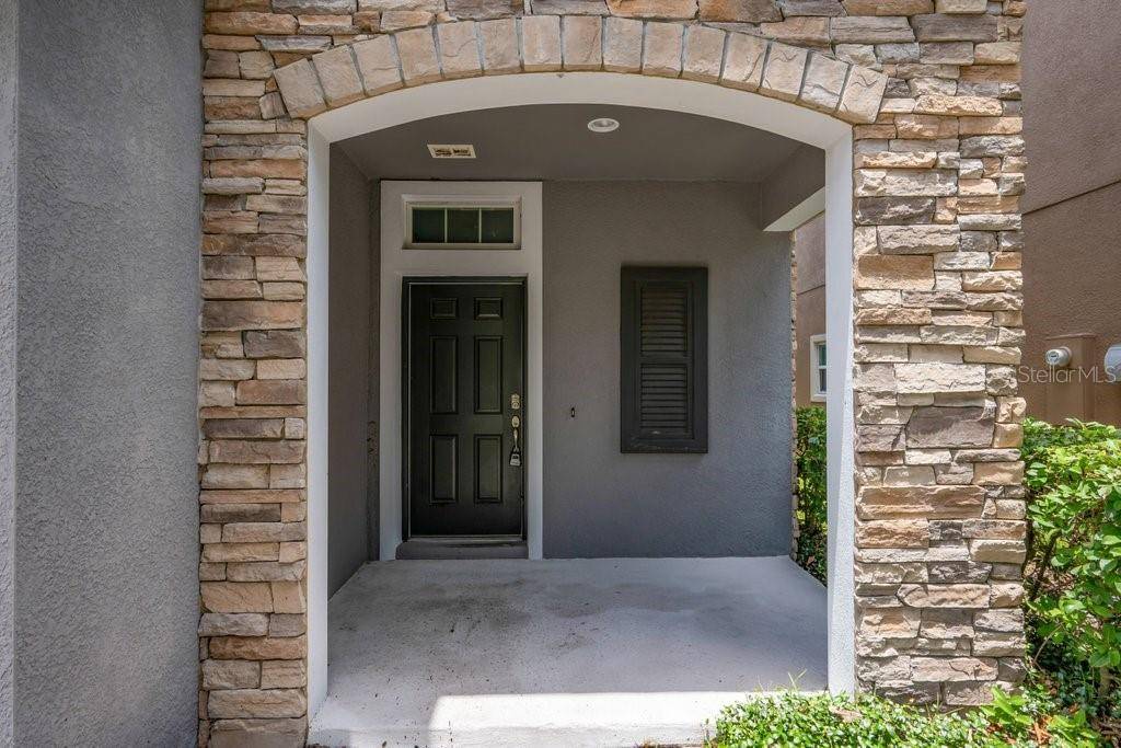 14306 BARRINGTON STOWERS DR, Lithia, FL 33547