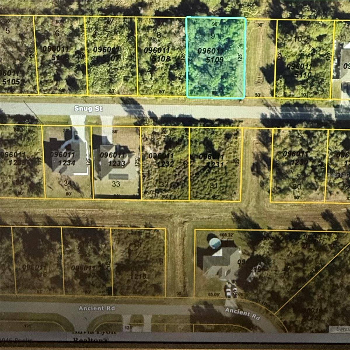 SNUG ST, North Port, FL 34286