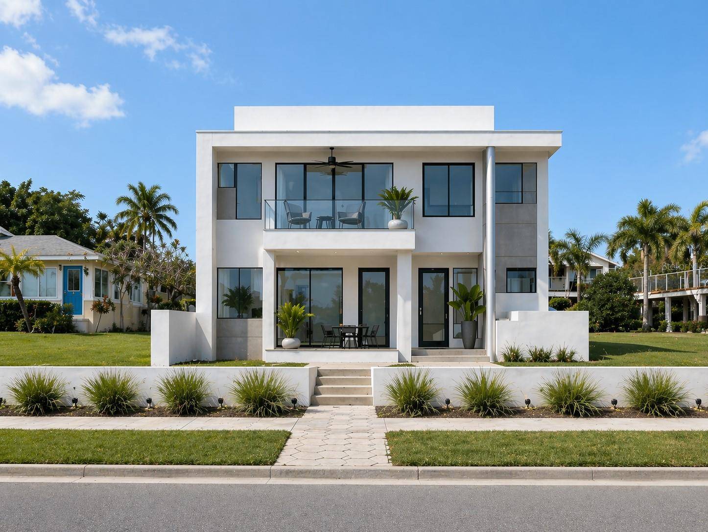 1817 BEACH DR SE, St Petersburg, FL 33705
