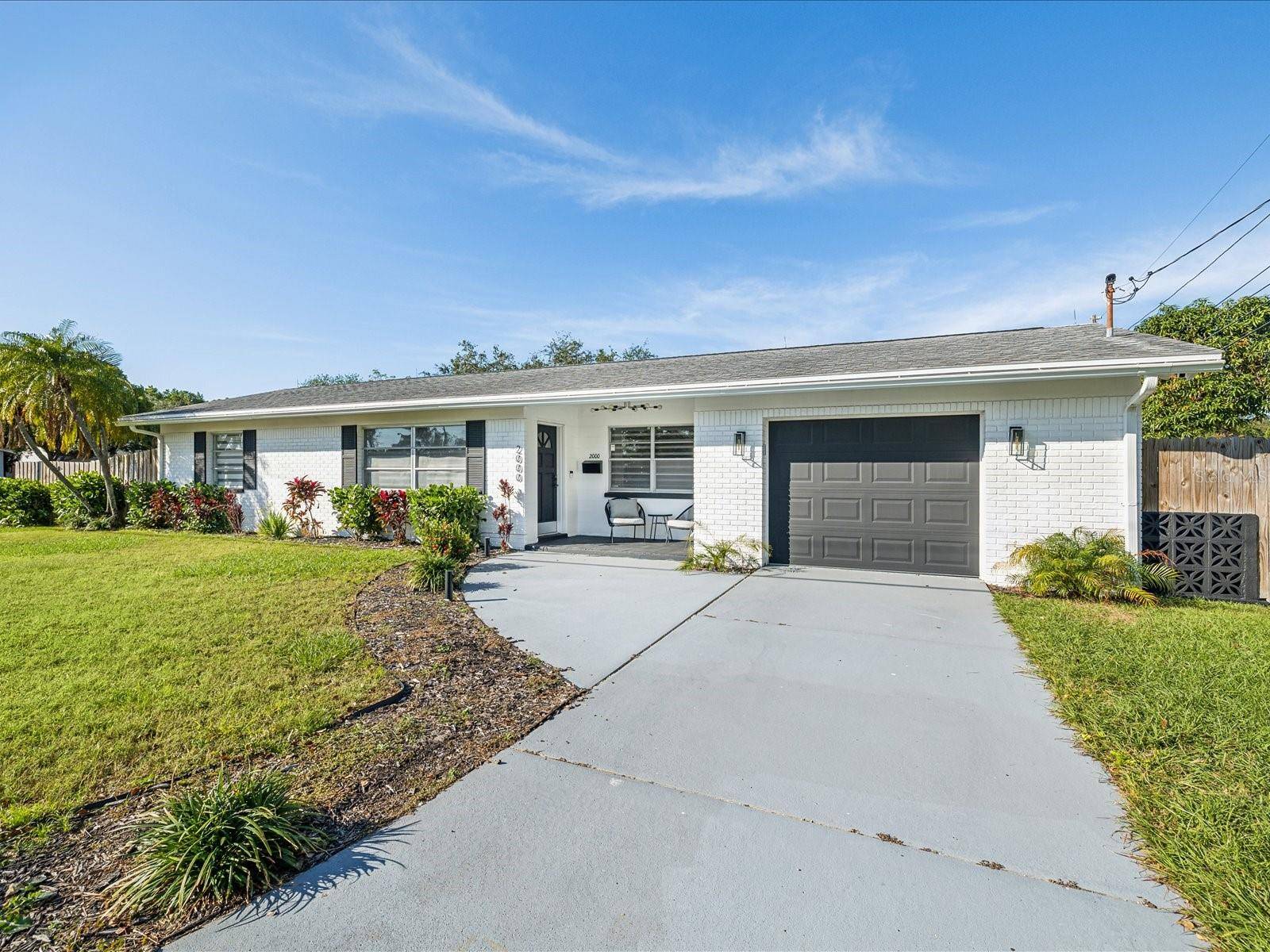 2000 57TH ST N, St Petersburg, FL 33710