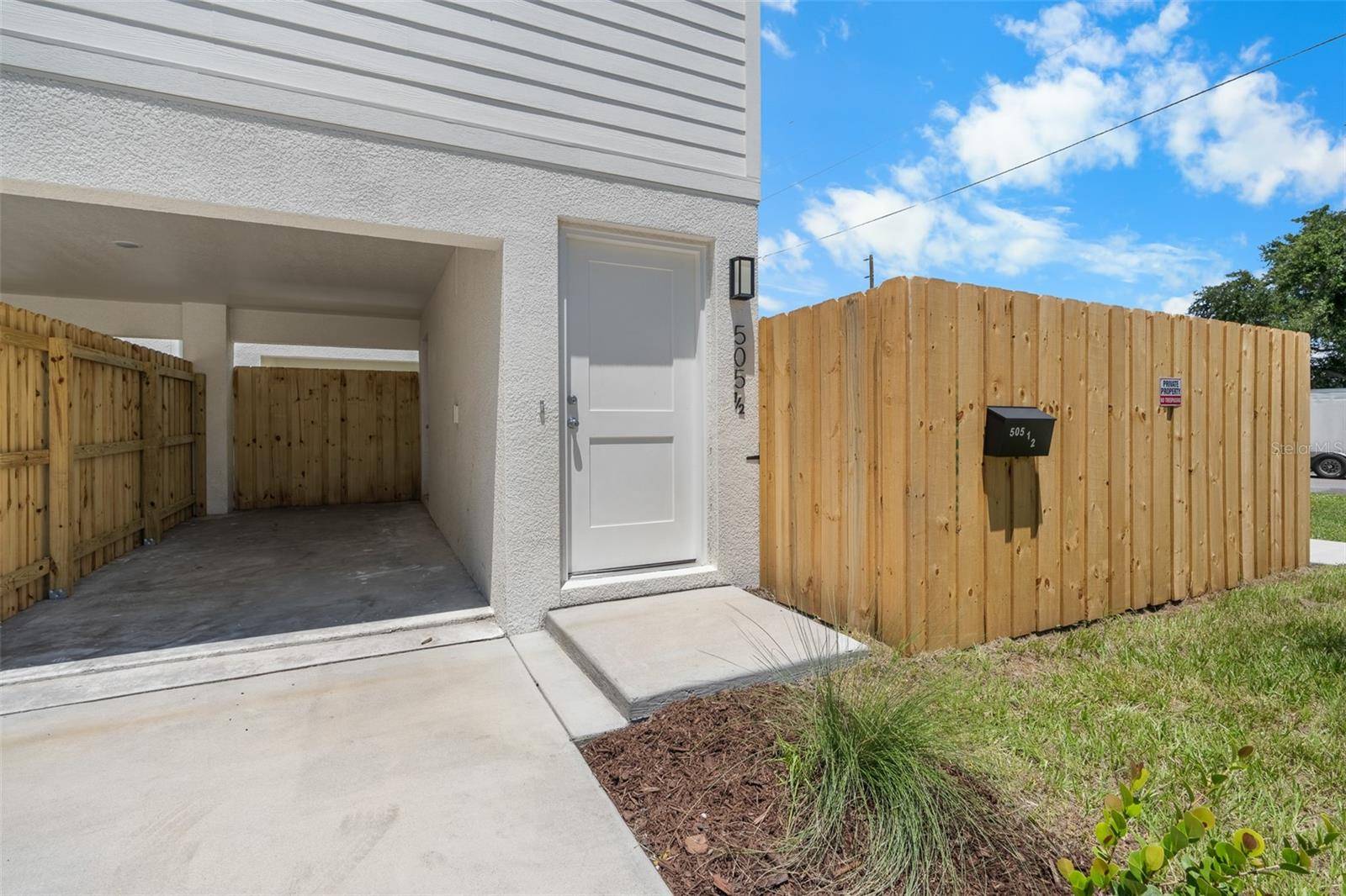 505 43RD ST S #505 1/2, St Petersburg, FL 33711