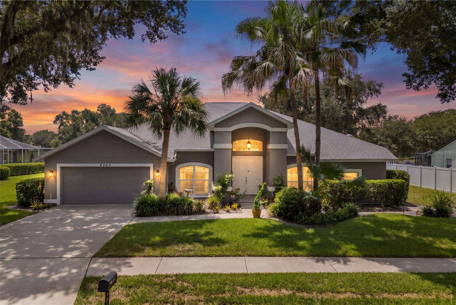4305 GENTRICE DR, Valrico, FL 33596