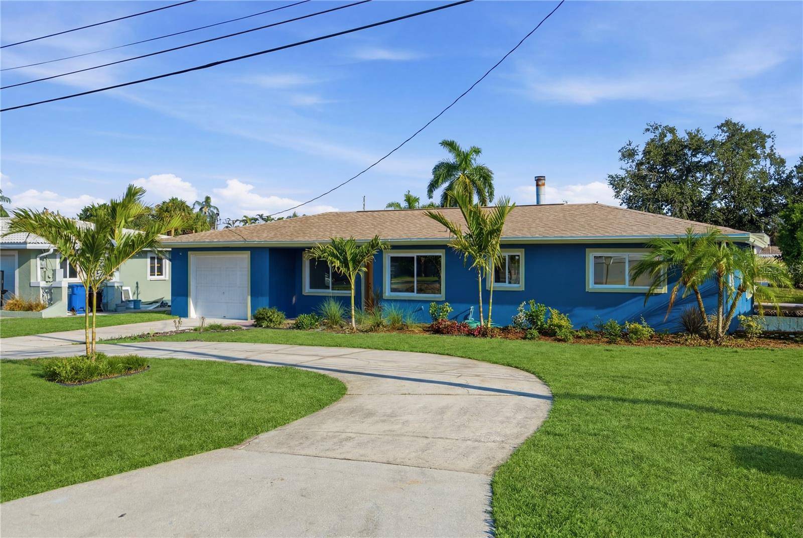 9460 TREASURE LN NE, St Petersburg, FL 33702