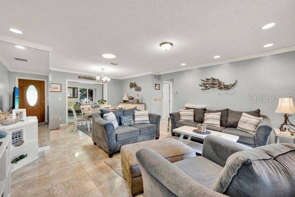 133 STAFFORD CIR, Palm Harbor, FL 34684