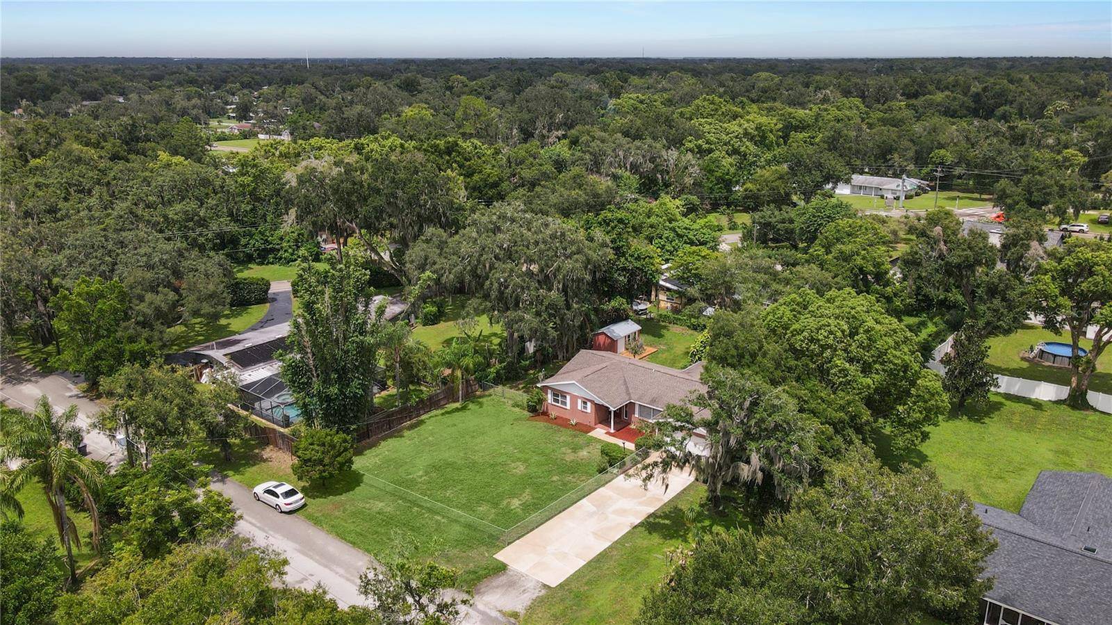 1805 DIERKER DR, Valrico, FL 33596