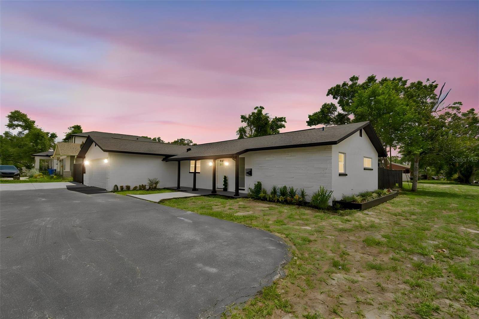 1530 49TH ST N, St Petersburg, FL 33710
