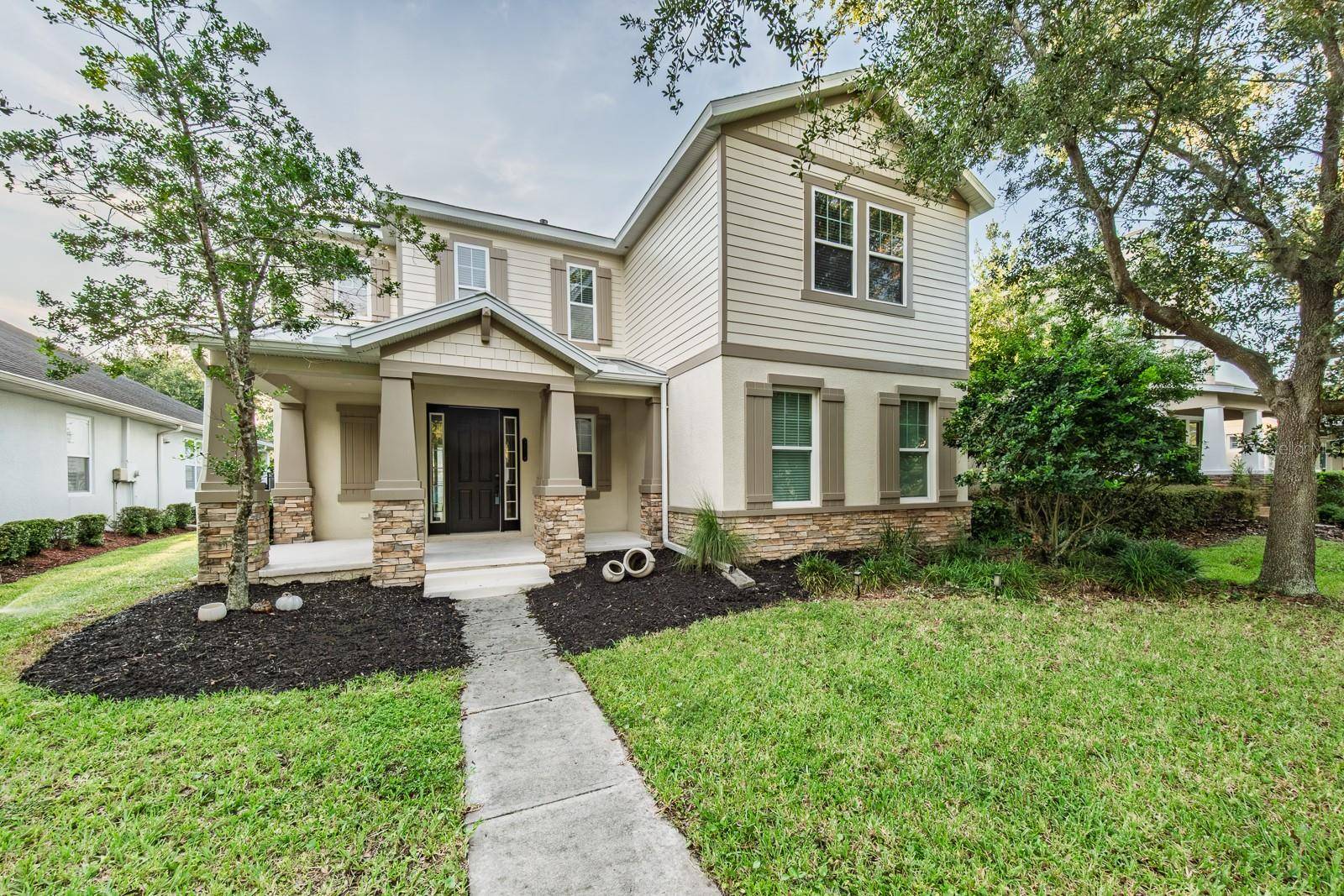 7912 HAMPTON LAKE DR, Tampa, FL 33647