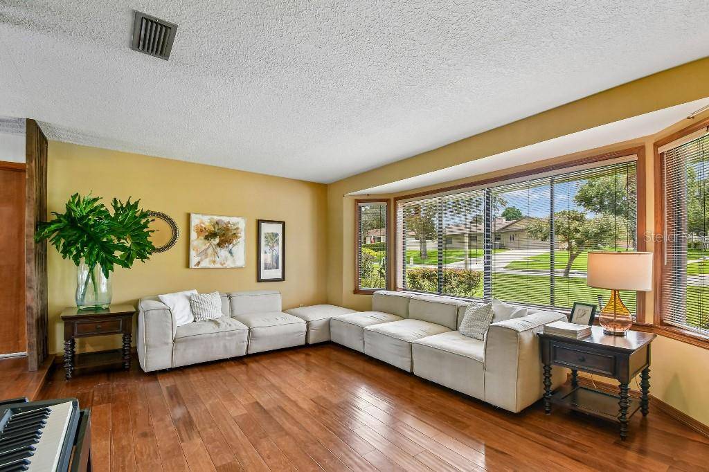 507 FERNWOOD DR, Altamonte Springs, FL 32701