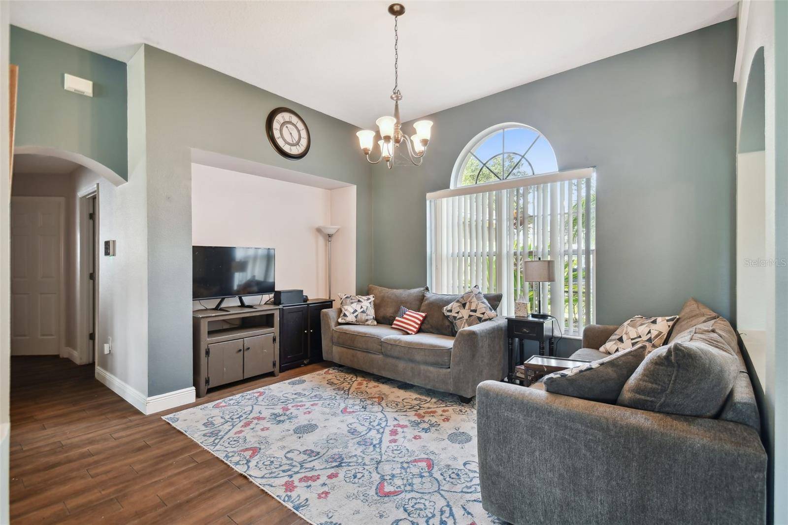 16920 FALCONRIDGE RD, Lithia, FL 33547