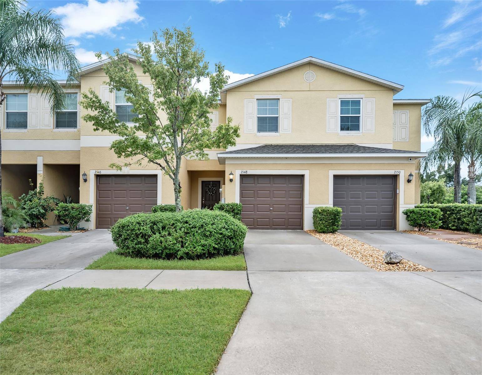 2148 GOLDEN FALCON DR, Ruskin, FL 33570
