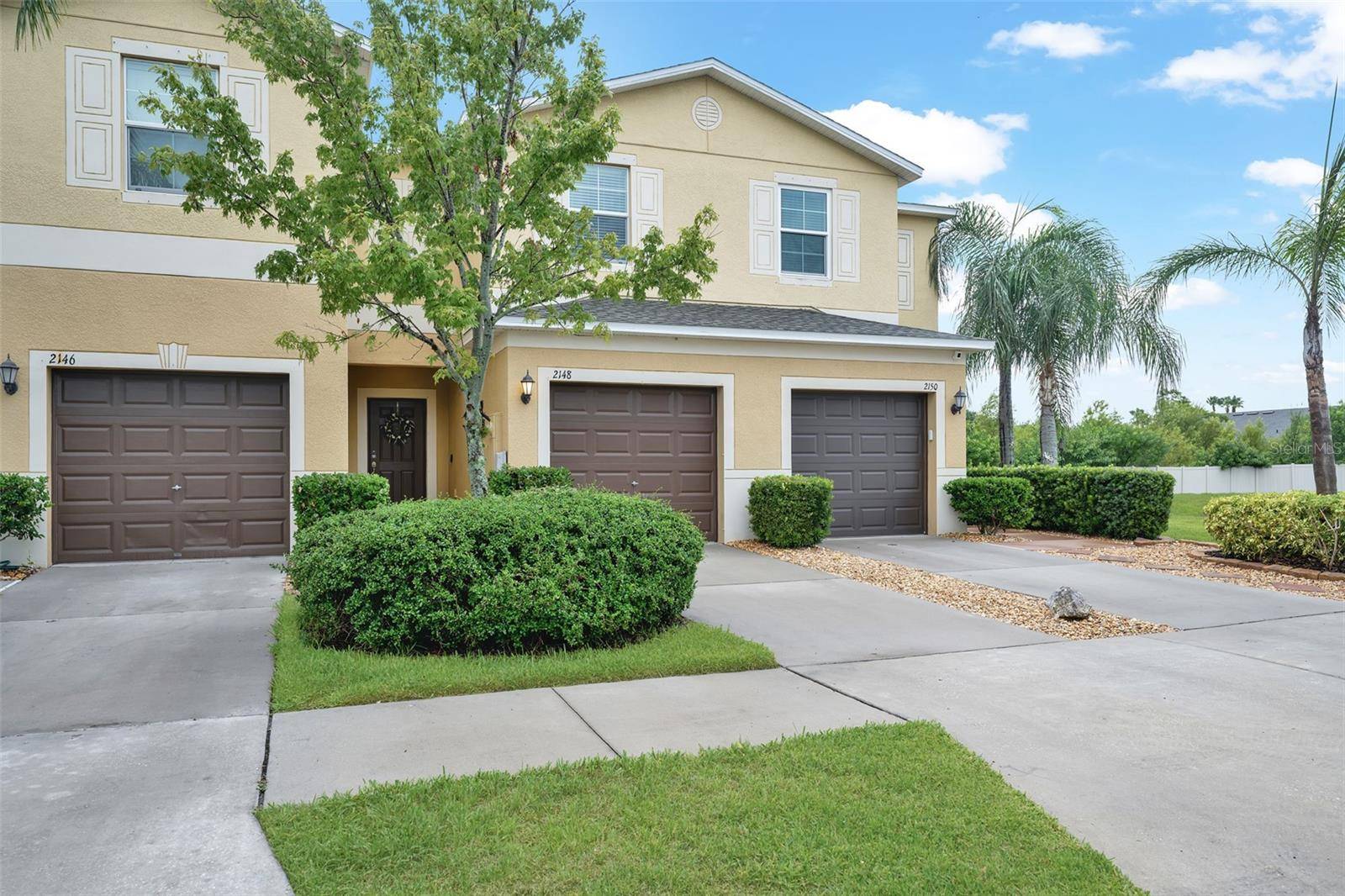 2148 GOLDEN FALCON DR, Ruskin, FL 33570