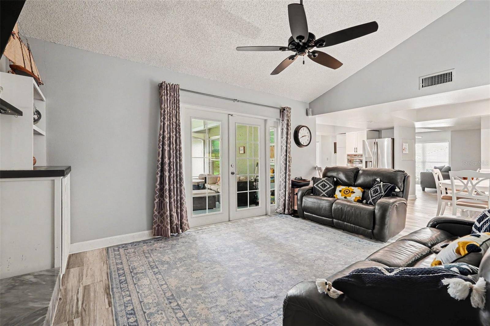 9303 ROLLING RIDGE PL, Tampa, FL 33637