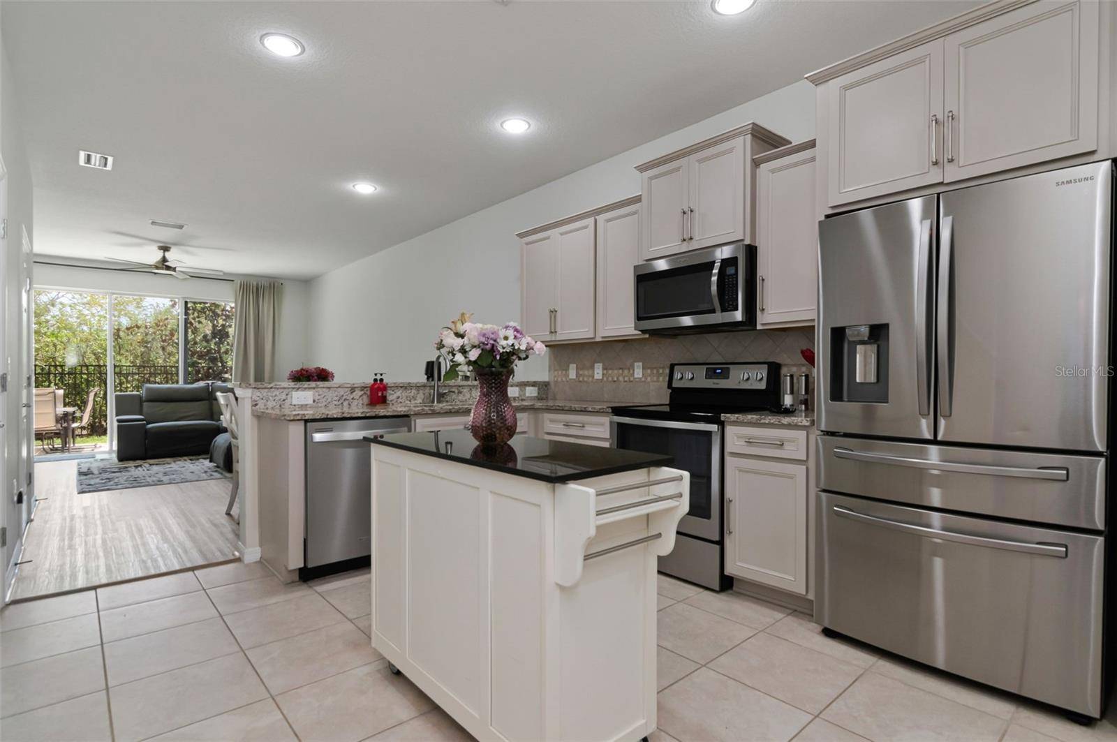 9213 HILLCROFT DR, Riverview, FL 33578
