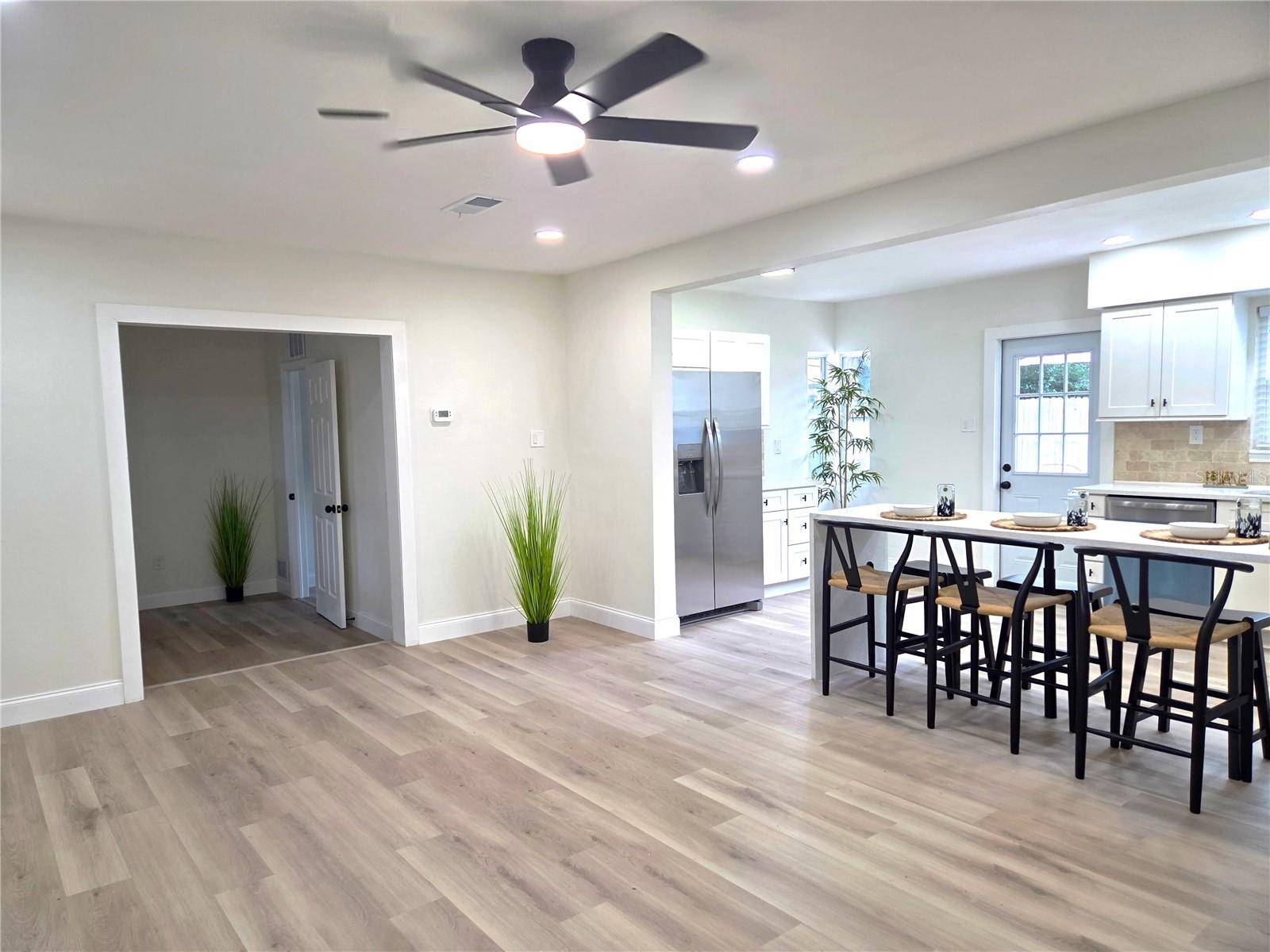 264 14TH ST NW, Largo, FL 33770