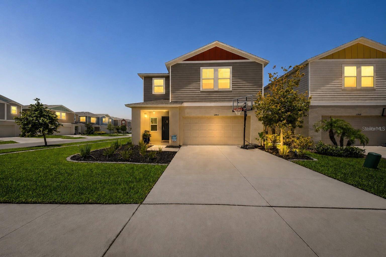 12953 CAMARILLO PL, Lithia, FL 33547