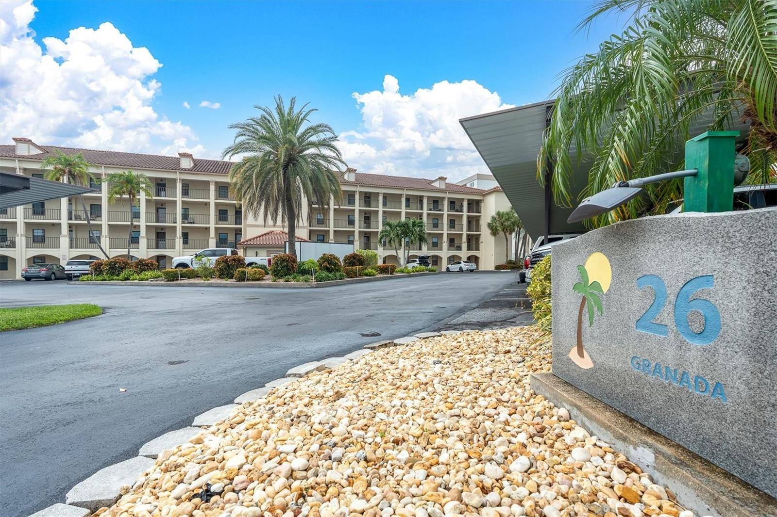 19029 US HIGHWAY 19 N #26-208, Clearwater, FL 33764
