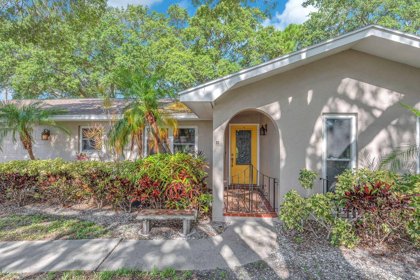 11081 143RD ST, Largo, FL 33774