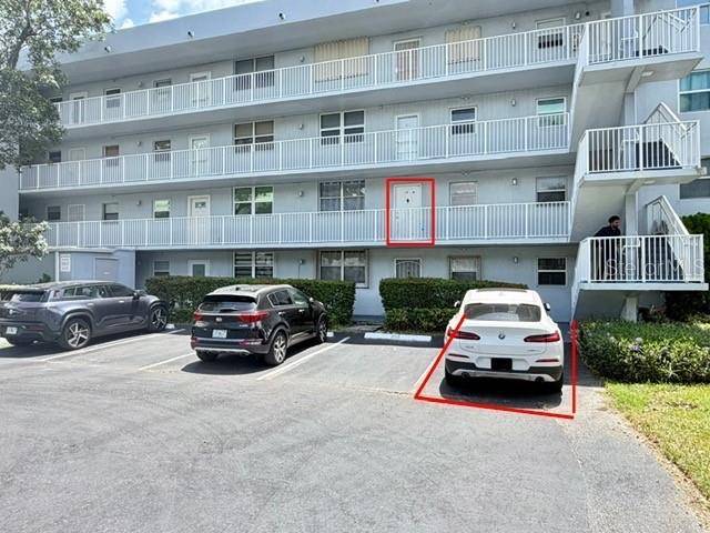 107 ROYAL PARK DR #2G, Oakland Park, FL 33309