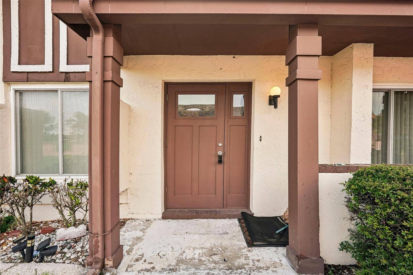 1329 NEW BEDFORD DR, Sun City Center, FL 33573