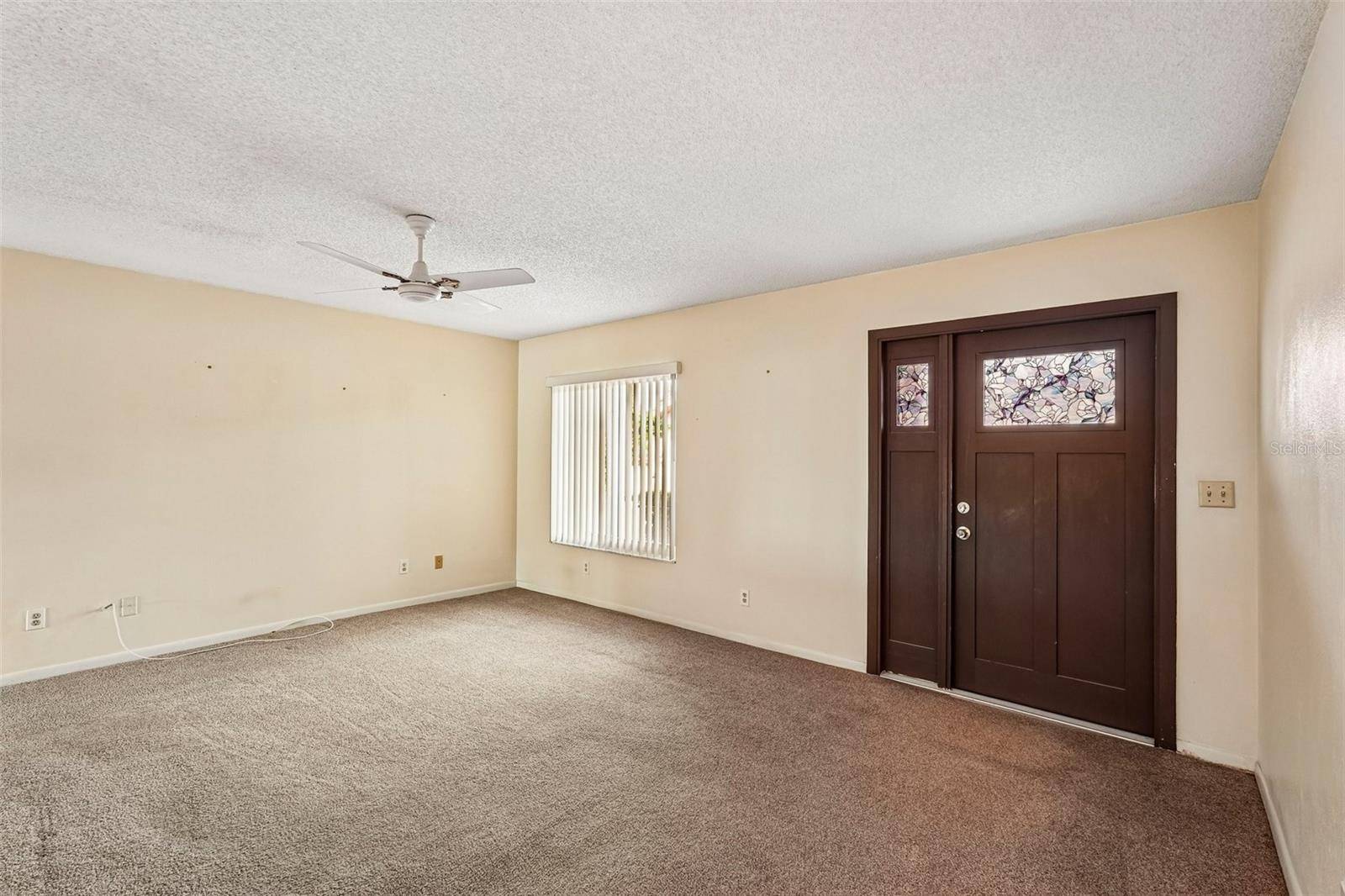 1329 NEW BEDFORD DR, Sun City Center, FL 33573