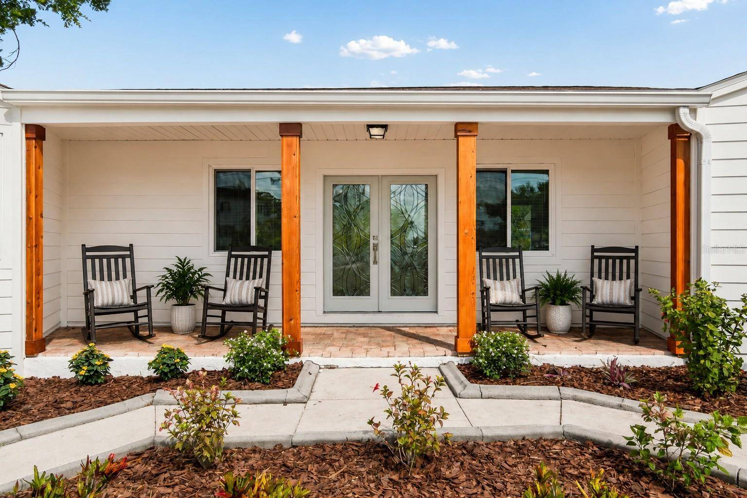 7745 WESTMORELAND DR, Sarasota, FL 34243