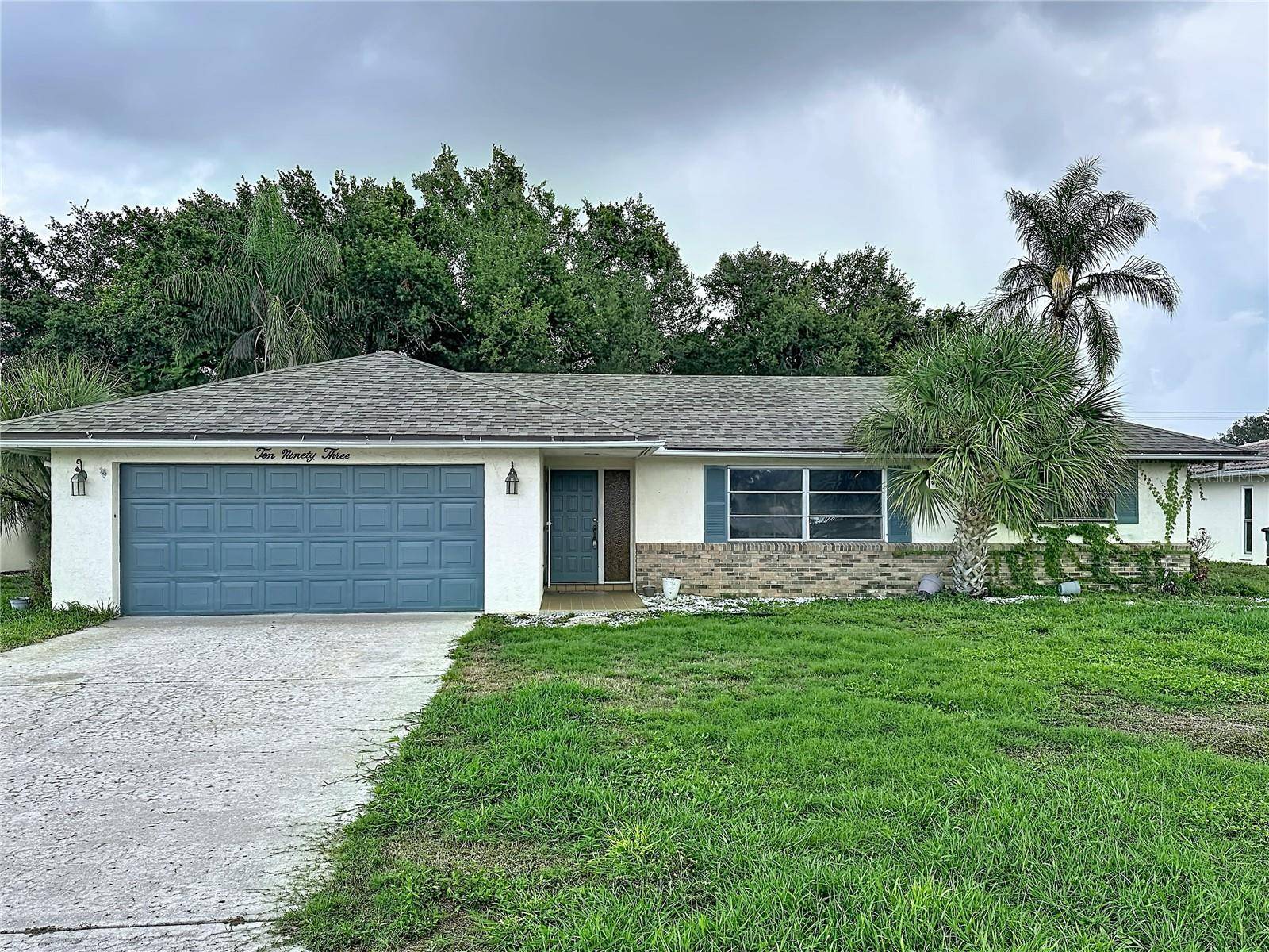 1093 N CYPRESS POINT DR, Venice, FL 34293