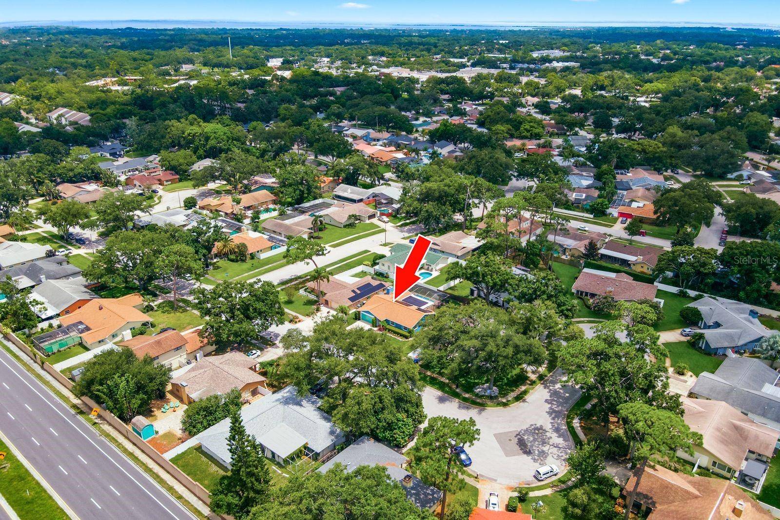 3047 CASCADE DR, Clearwater, FL 33761