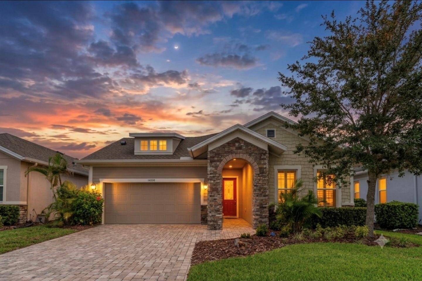 14008 SWALLOW HILL DR, Lithia, FL 33547