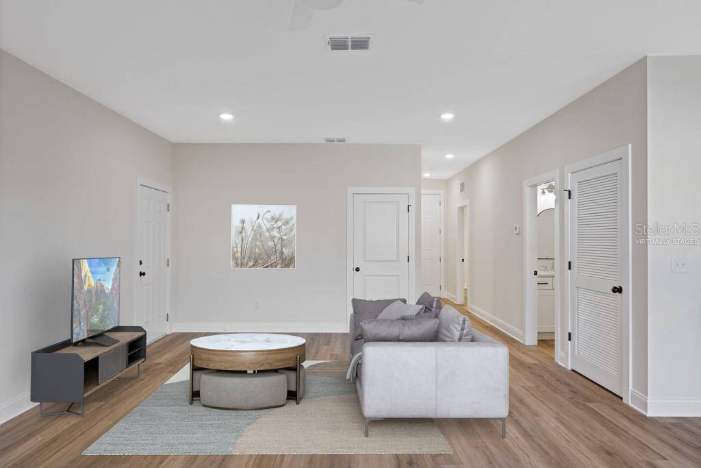 4206 N MANHATTAN AVE #2, Tampa, FL 33614