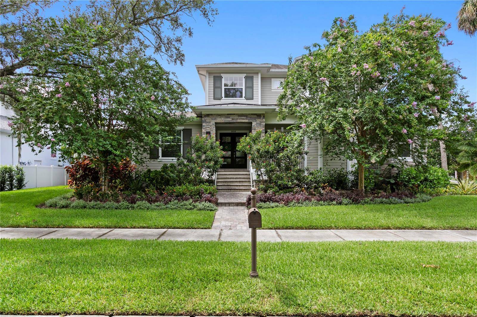 5016 W EVELYN DR, Tampa, FL 33609